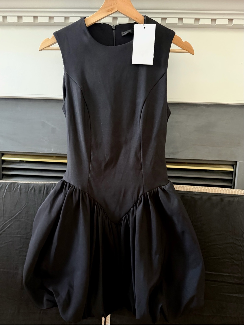Zara short balloon effect black dress 3644 / 152 NWT SIZE S